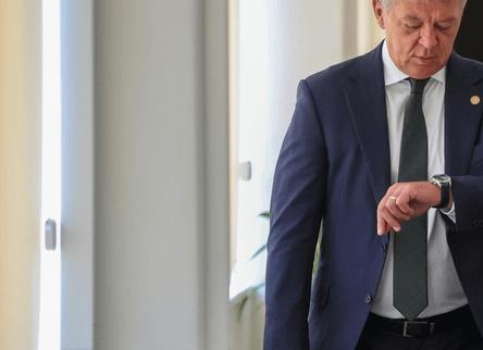 Поинтересовался в суде у бизнесмена – почему он платит маленькую зарплату сотрудникам - ответ озадачил!