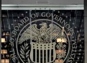 Вкладчики массово начали уходить из Сбербанка: что происходит?