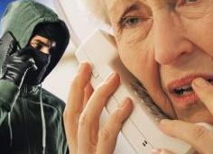 Бабушка продала квартиру, спасая от мошенников, а потом потребовала забрать свое жилье у покупателя