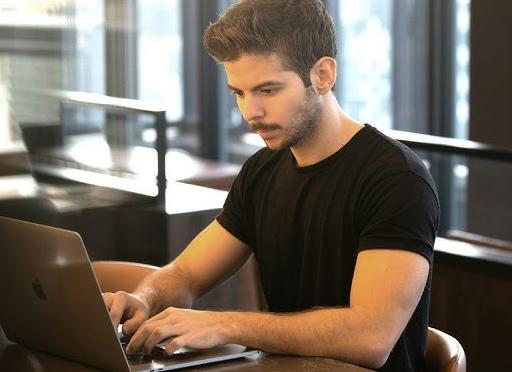 Даже отказавшись брать кредит у банка, ему все равно можно задолжать: разбираем решение суда