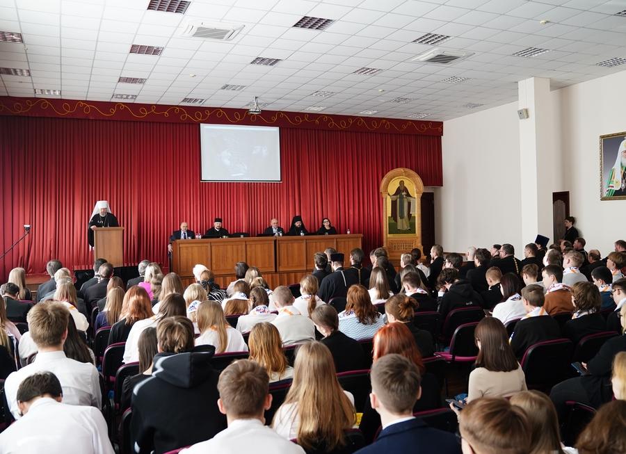 Обязанность СФР оставлять прожиточный минимум пенсионеру-должнику