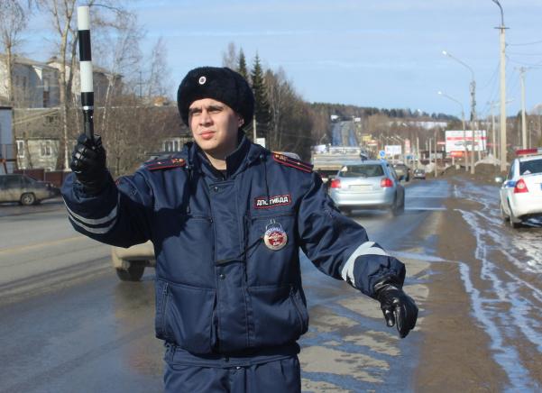 ГАИ пояснила - что делать, если вы уже пересекли стоп-линию и загорелся красный сигнал светофора