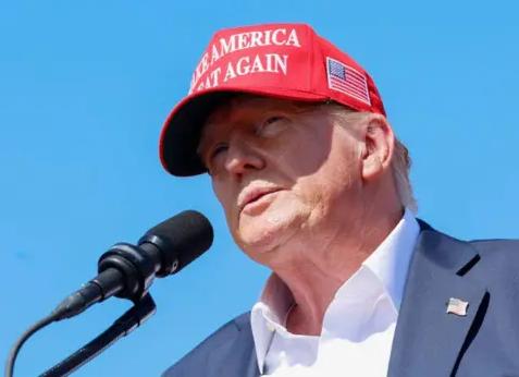 Судьи Верховного суда остановили приставов, за долги выселявших пенсионера на улицу из единственного жилья